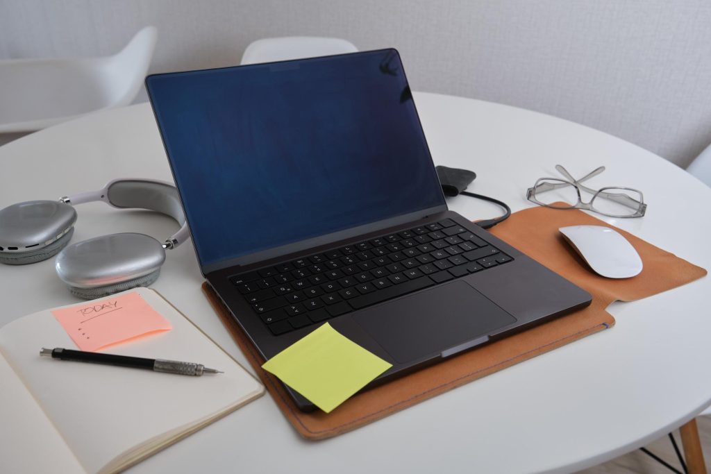 Daily Productivity Habits for Remote Workers: A Complete Guide to Staying Focused, Efficient, and Balanced Daily Productivity Habits for Remote Workers: A Complete Guide to Staying Focused, Efficient, and Balanced